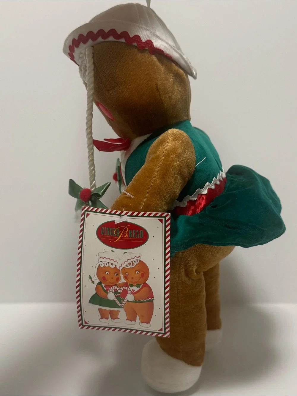 vintage 1990 Commonwealth Target Christmas gingerbread girl plush doll